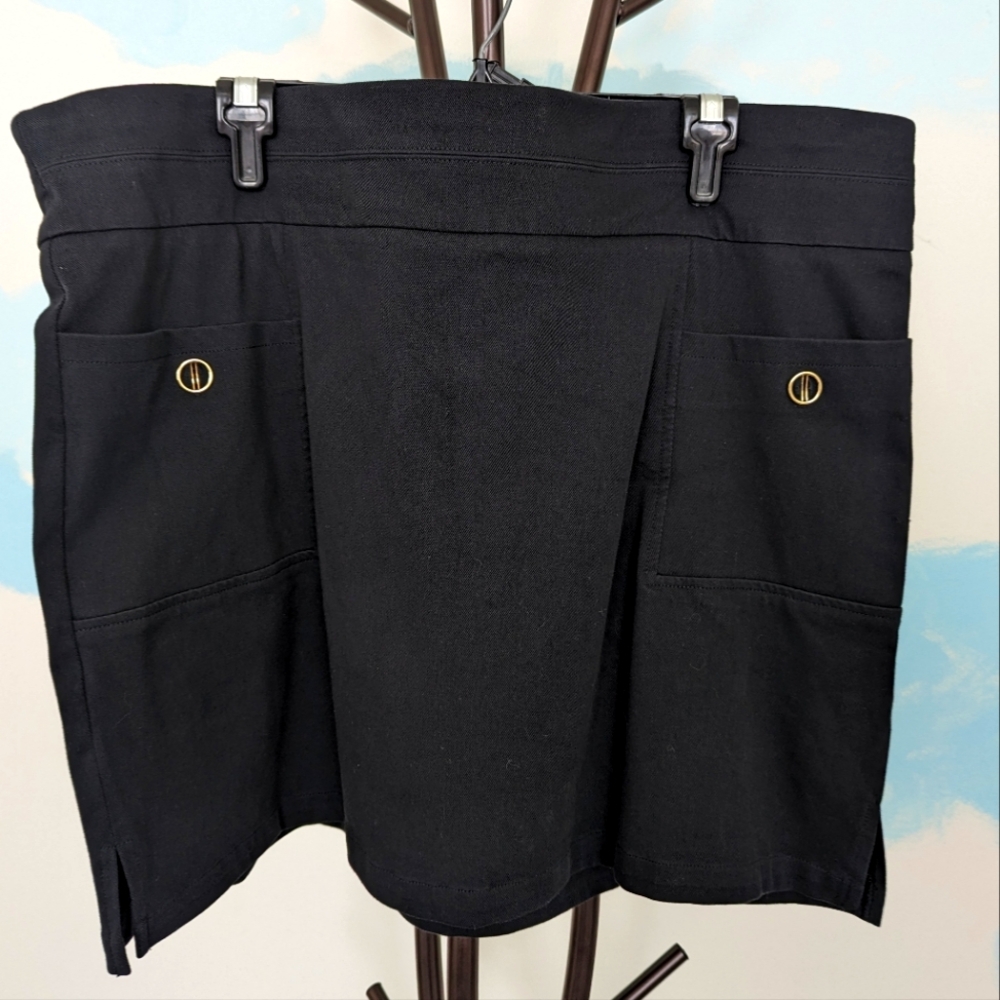 Rafaella black skort (skirt/shorts) size 16W
